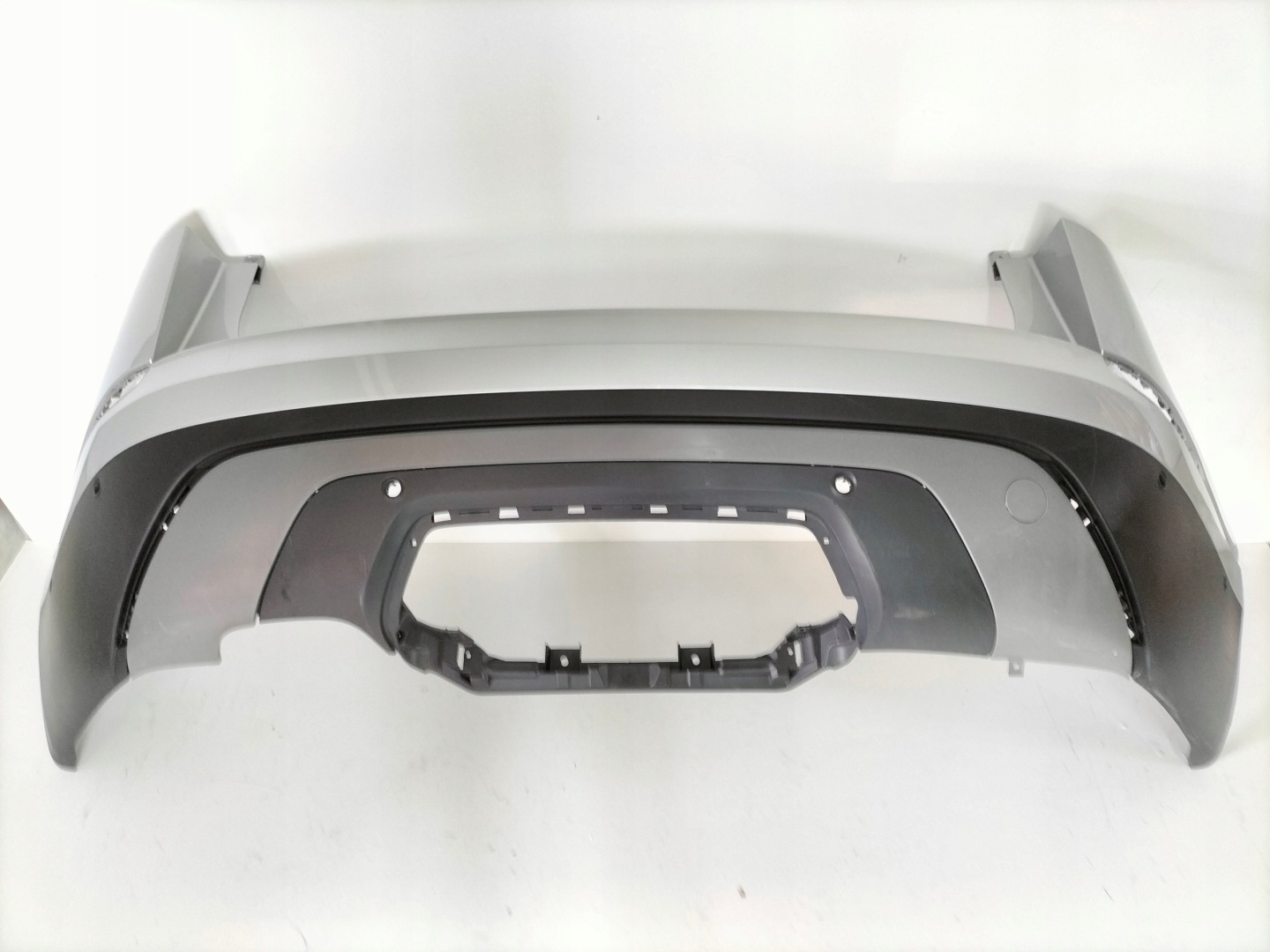 bumper rear rear part RANGE ROVER VELAR 17