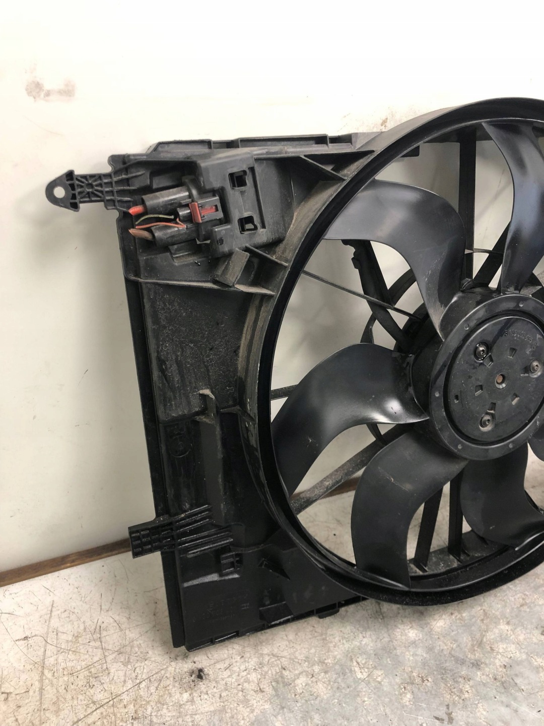 ventilátor vrtule chladiče MERCEDES W205 A0999061000