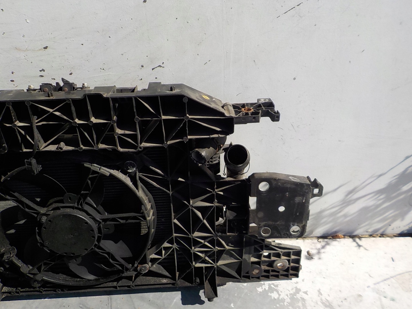 129 RENAULT SCENIC III 1.5 support panel for radiators pillar iron