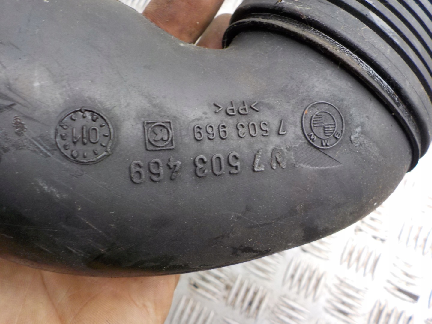 BMW E46 M54 hose pipe air air 7503469