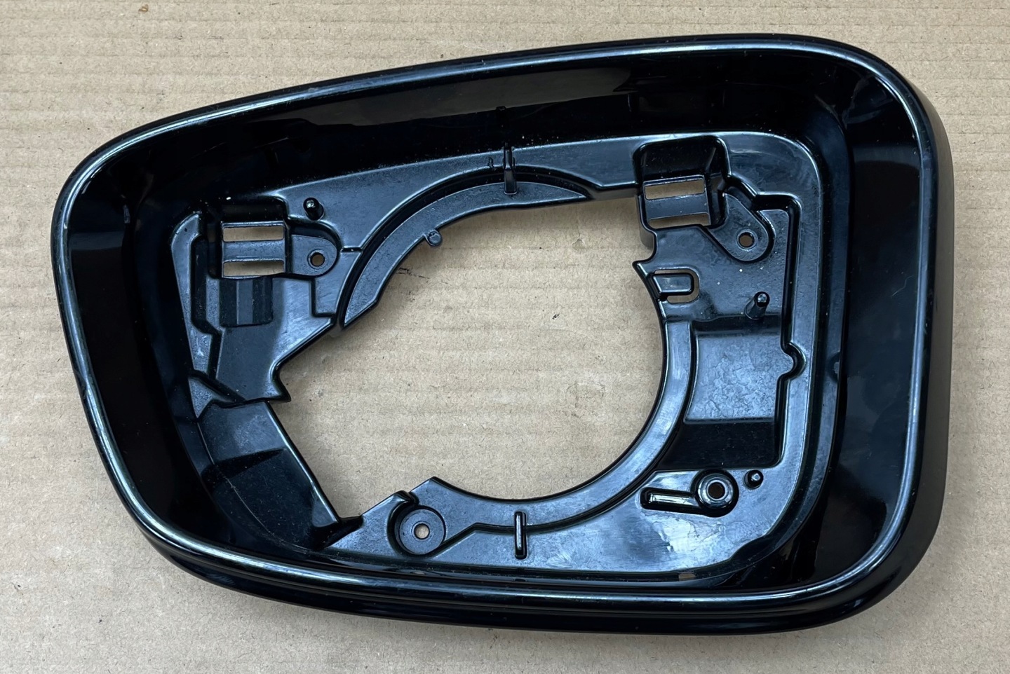 A96 BMW 7 G11 G12 left cover mirrors frame C0181101