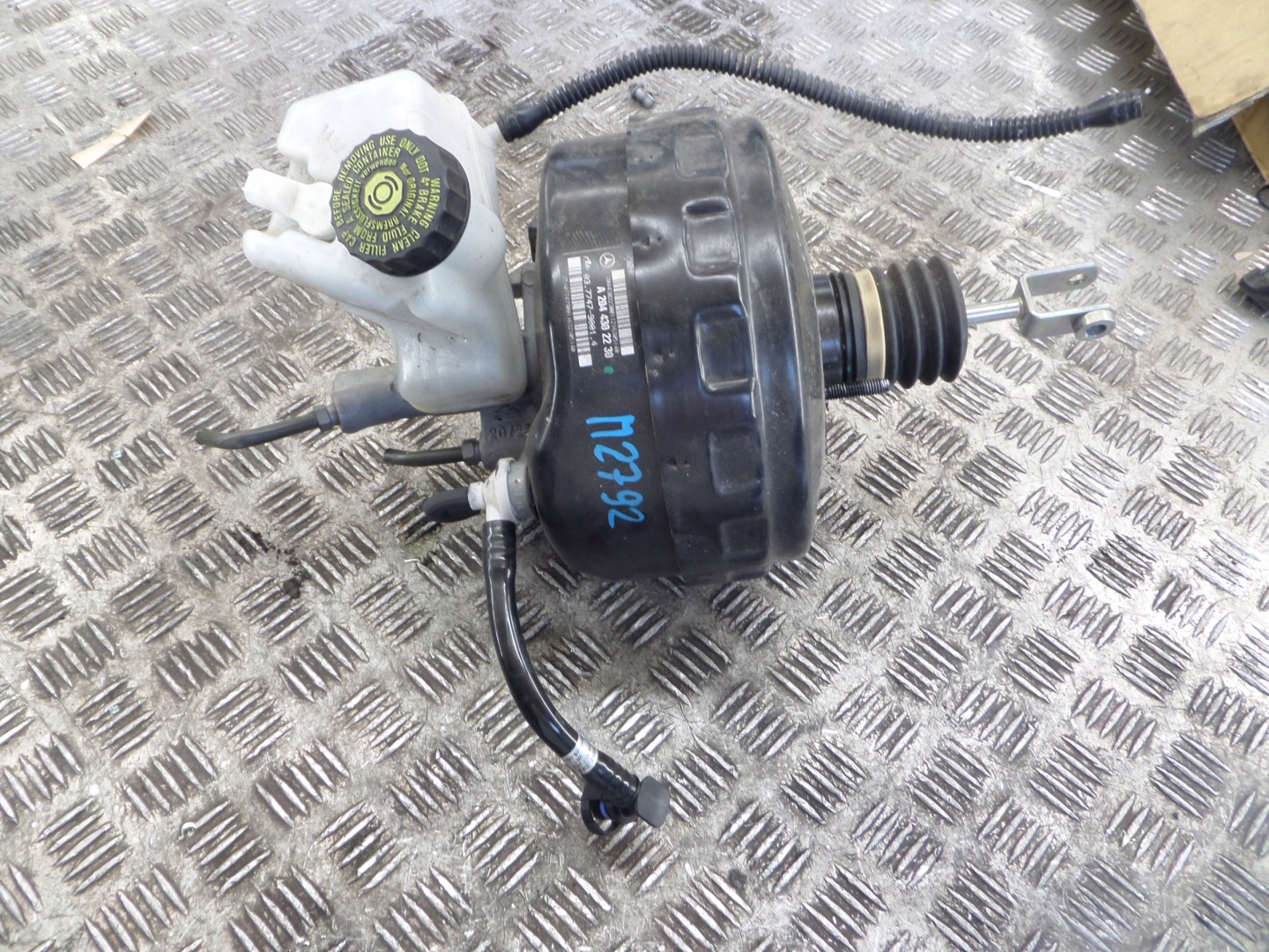 Mercedes-Benz OE A2044302230 Servofreno