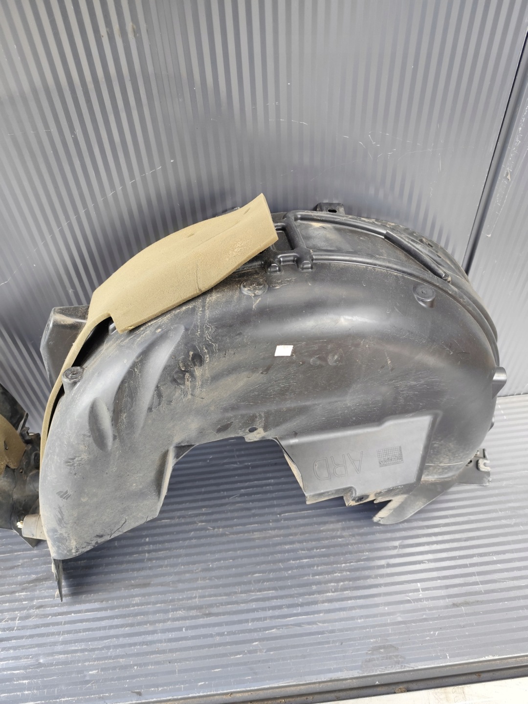 CITROEN C5 AIRCROSS mudguard rear part right
