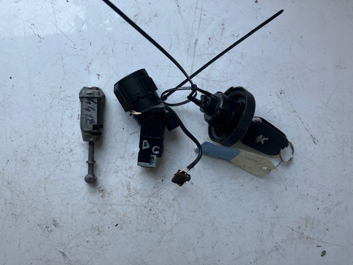 Allumage Insert WLEWKA Clé PEUGEOT 308 T9