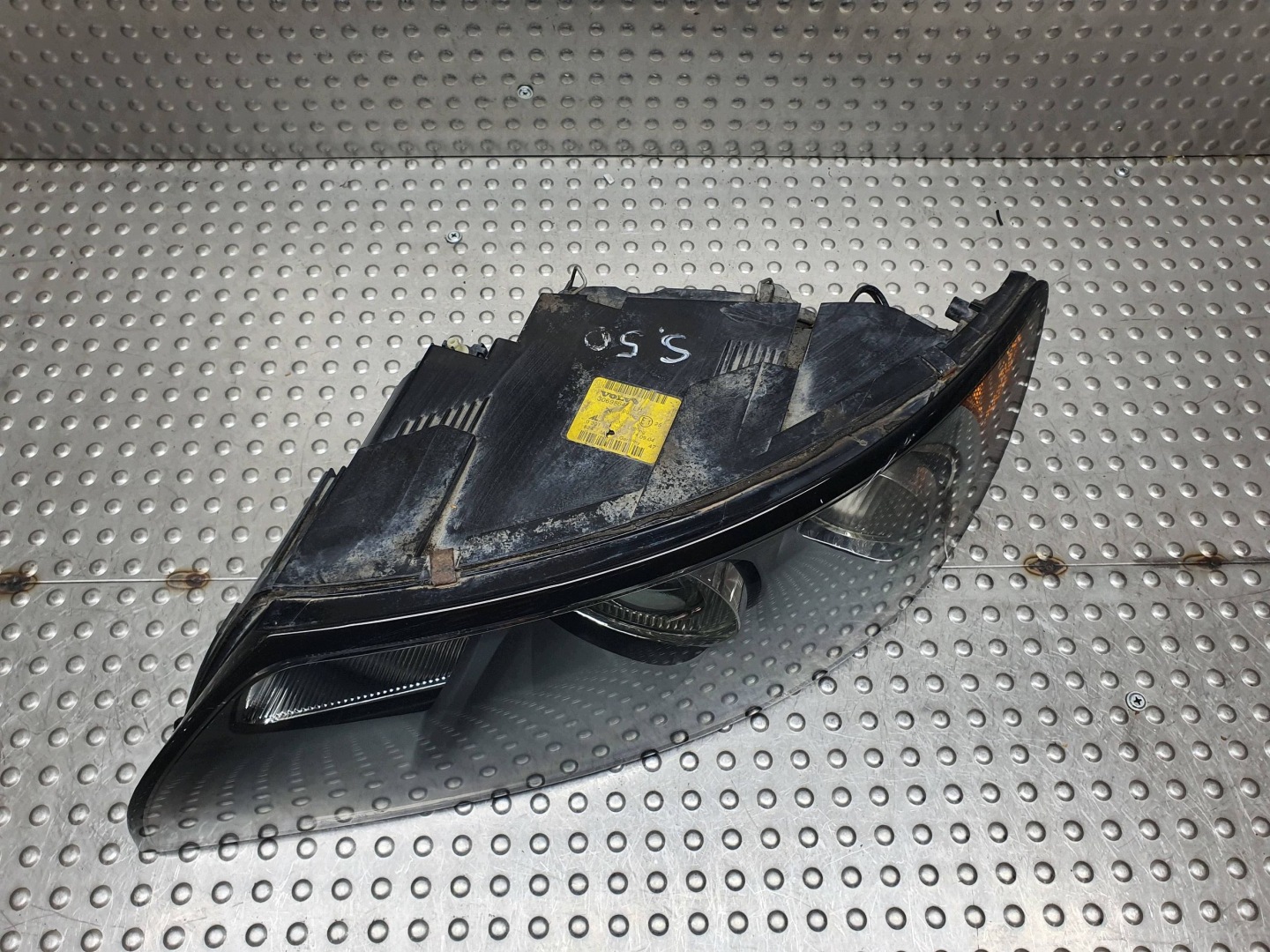 REFLEKTOR light left front 30698648 VOLVO S40 V50 and