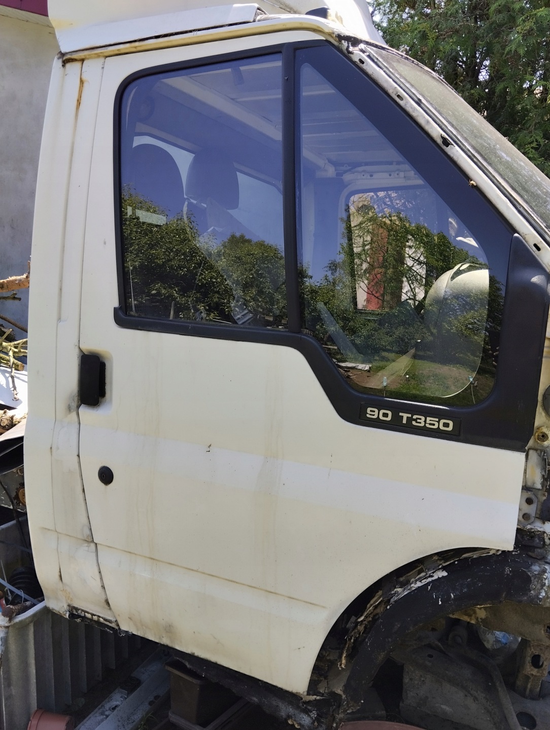 FORD TRANSIT MK6 VI 00-06 door front right Biale