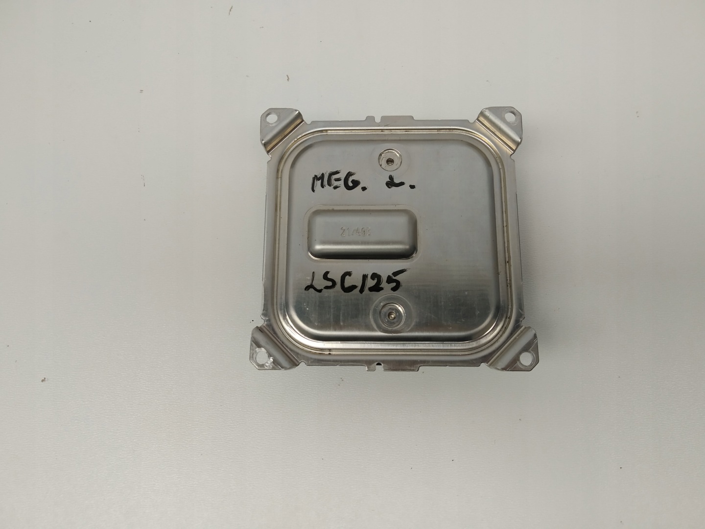Renault Clio Megane Koleos OM 260551566R module control unit reflektora LED