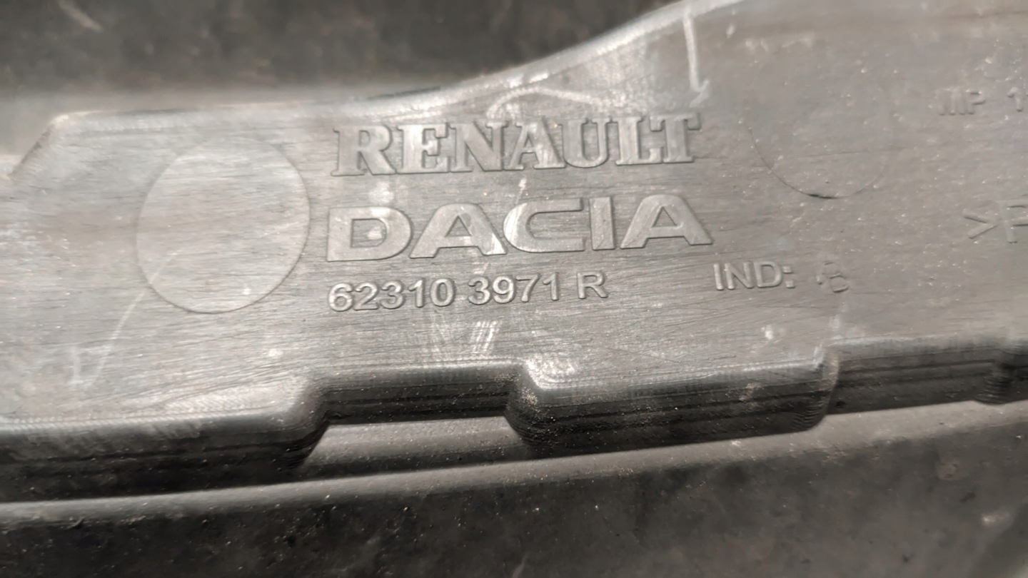 DACIA SANDERO II STEPWAY 1.4 B 13R front PREKLADgrill front CHROM 623103971R