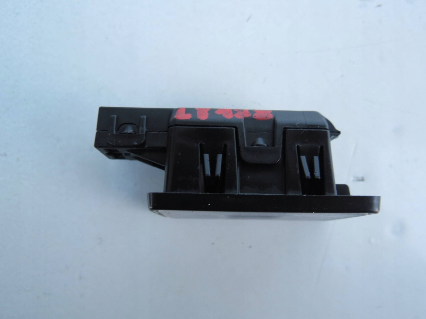 light boot left VOLVO S90 II 2.0 D 190KM 2016-2021R 31699146