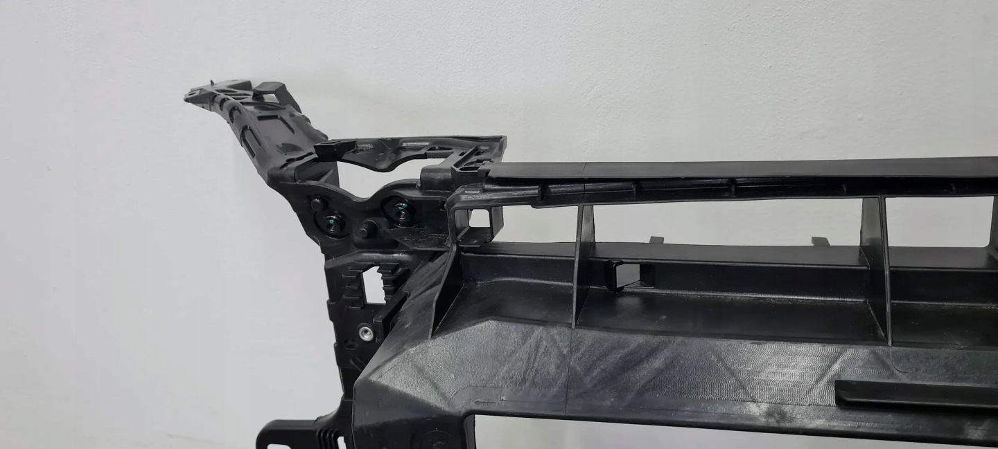 Q3 83A support panel for radiators pillar iron 2.0 TFSI 83A805594J