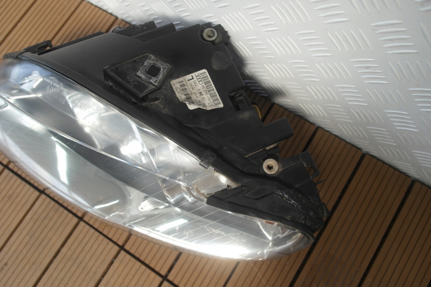 AUDI A4 B7 04-08 light front left front 8E0941003BK EUROPA OE