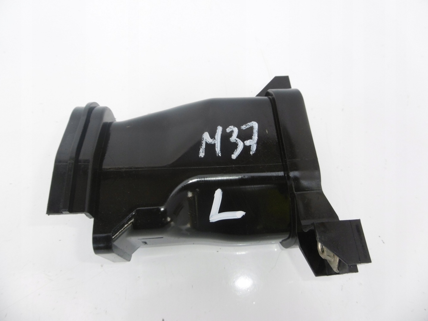 intake air hose left INFINITI M M35 M37 Q70