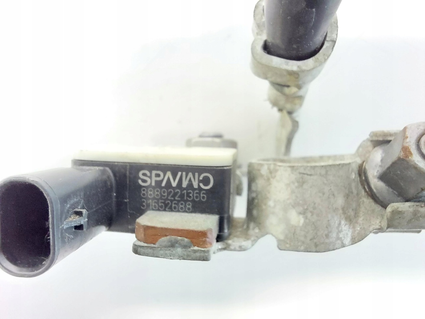 Volvo XC40 D3 terminal ujemna minus module 31652688