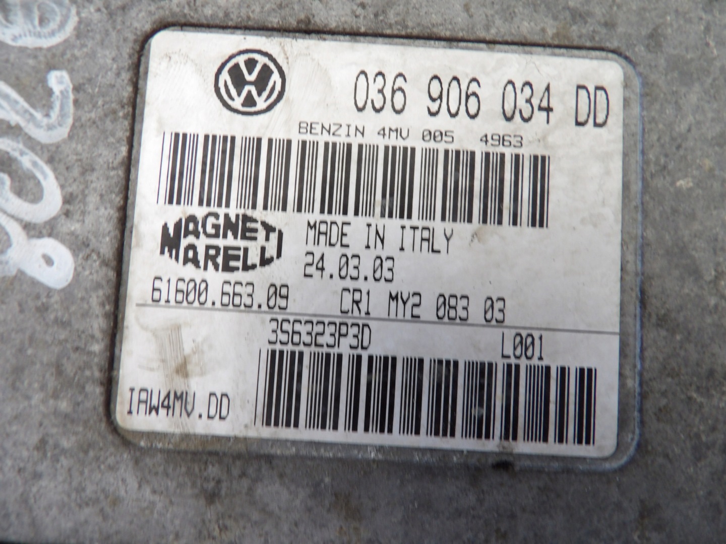 VW POLO IV 1.4 control unit of the engine 036906034DD