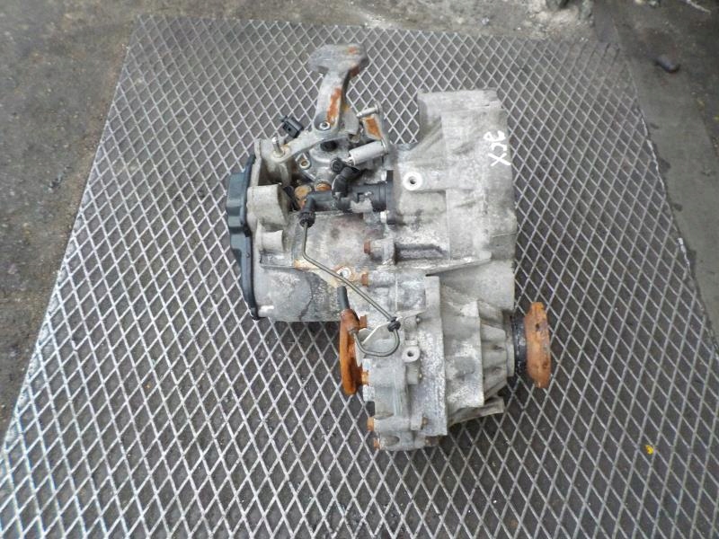 VOLKSWAGEN PASSAT B6 1.9 TDI original getriebe JCX