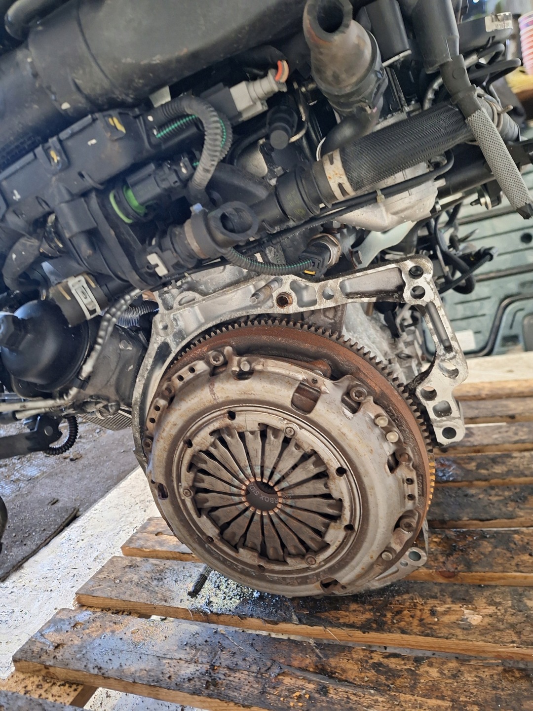 CITROEN C4 PICASSO II 13-16 engine 1.6 E-HDI 9H06 10JBF