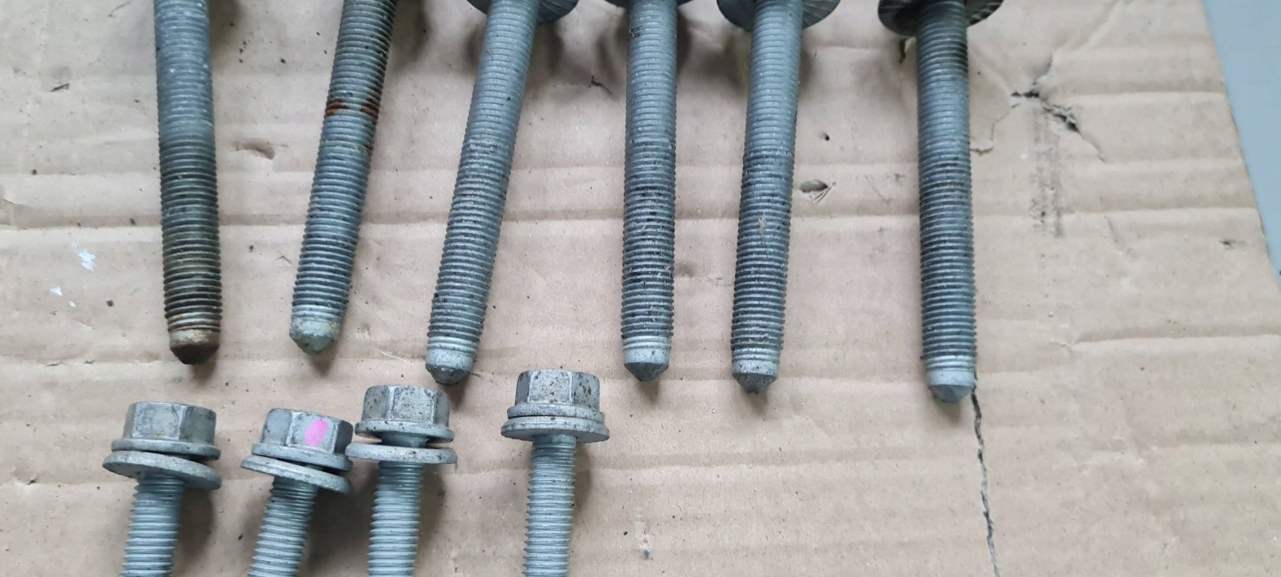 S4 B9 8W A4 screws springing SANEK axle beam front KOLYSKI siders A5 8W S5