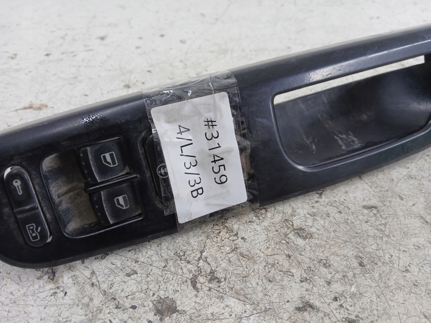 VW GOLF IV PASSAT B5 PANEL of the window left front 1J4959857