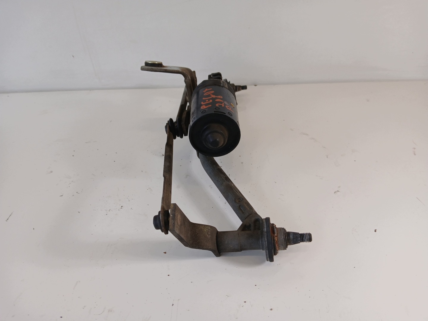 PEUGEOT 206 wiper mechanism front