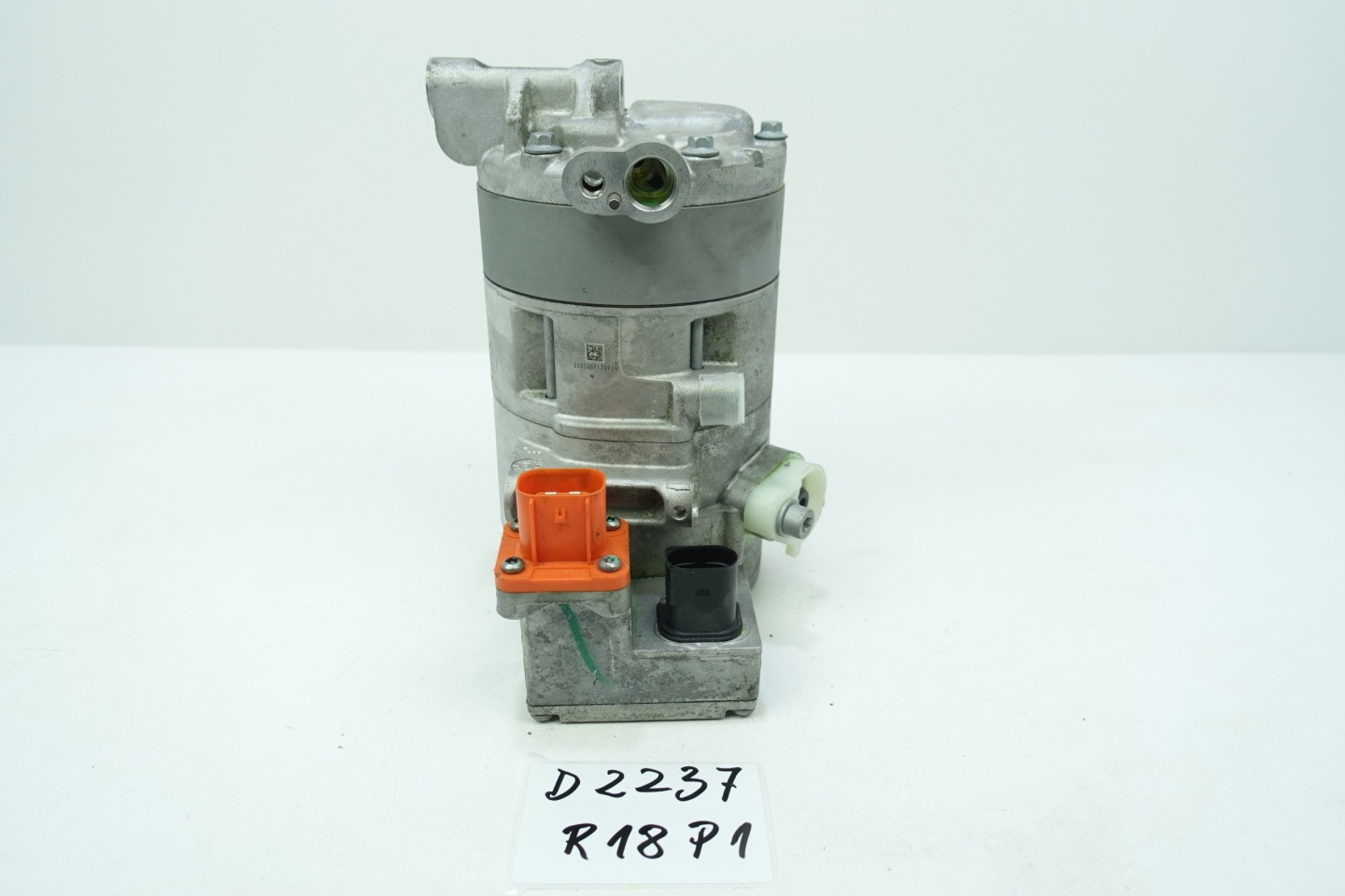 compressor compressor; of the air conditioning VW PASSAT GTE B8
