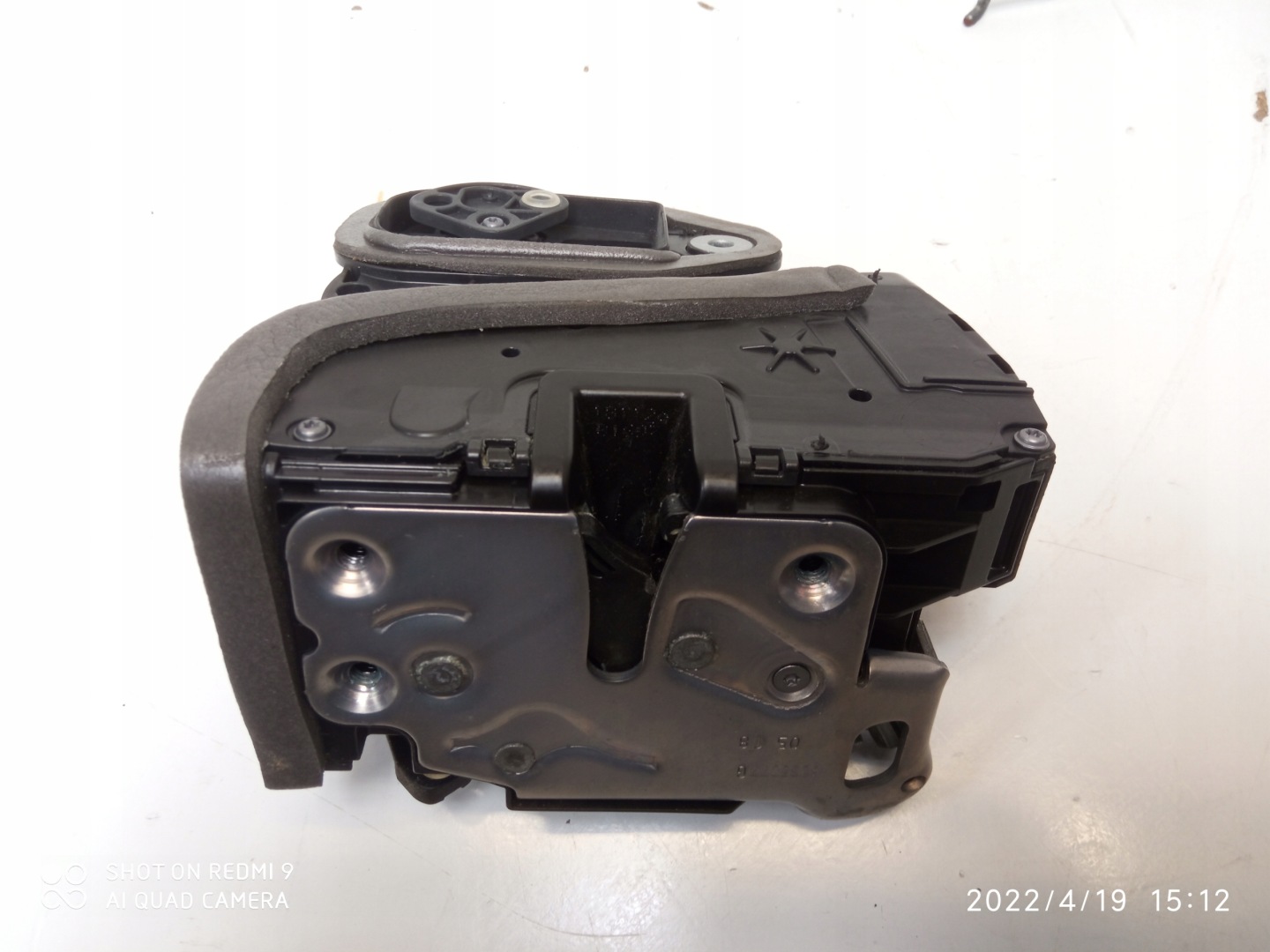 OPEL ASTRA K lock door left front 13597536