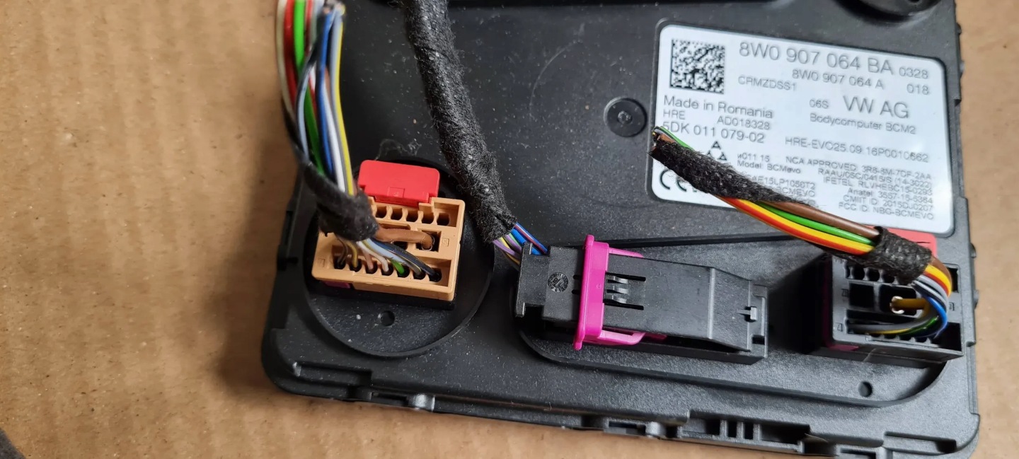 A4 B9 8W module control unit KOMFORTU 8W0907064BA A5 8W