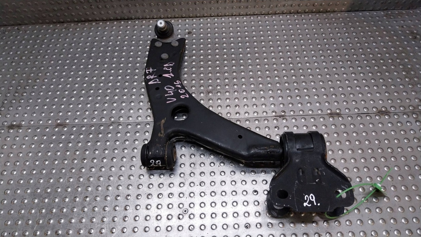 arm right front AV61-3A262-DA VOLVO V40 II LIFT (2016-2019) 2.0 D2