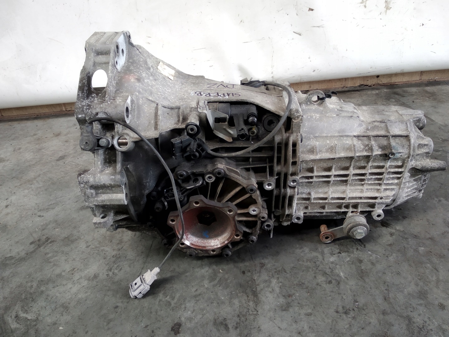 gearbox DVZ 2.8 V6 SKODA SUPERB