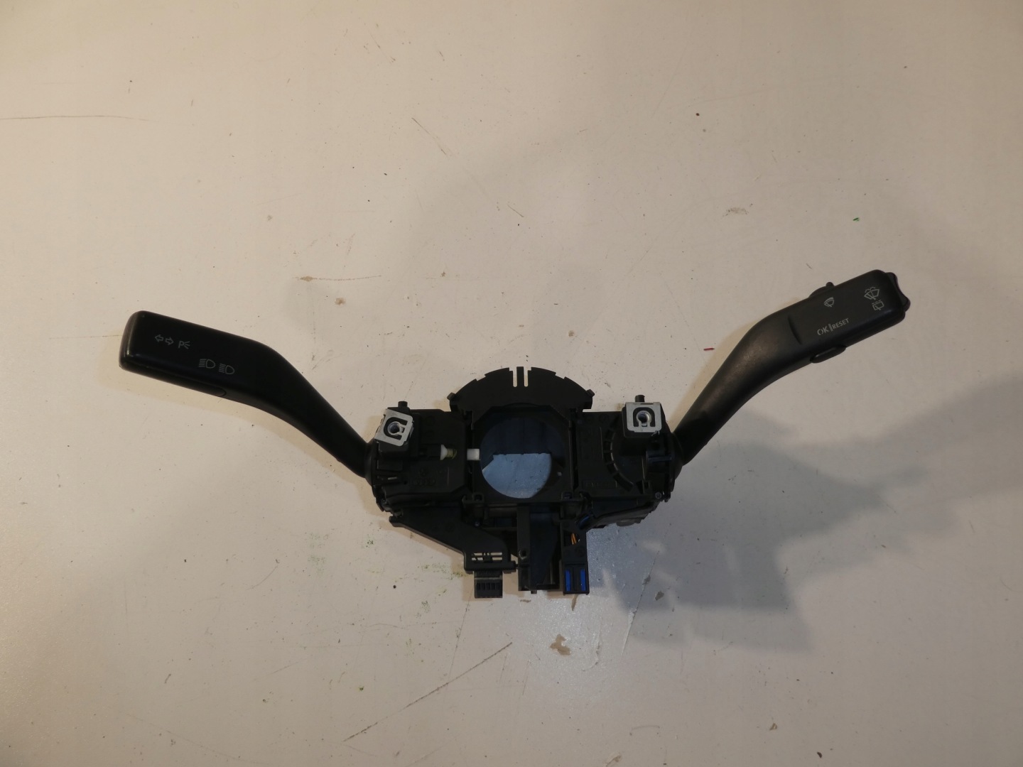 steering wheel levers and controls control 1K0953503AM VW GOLF plus