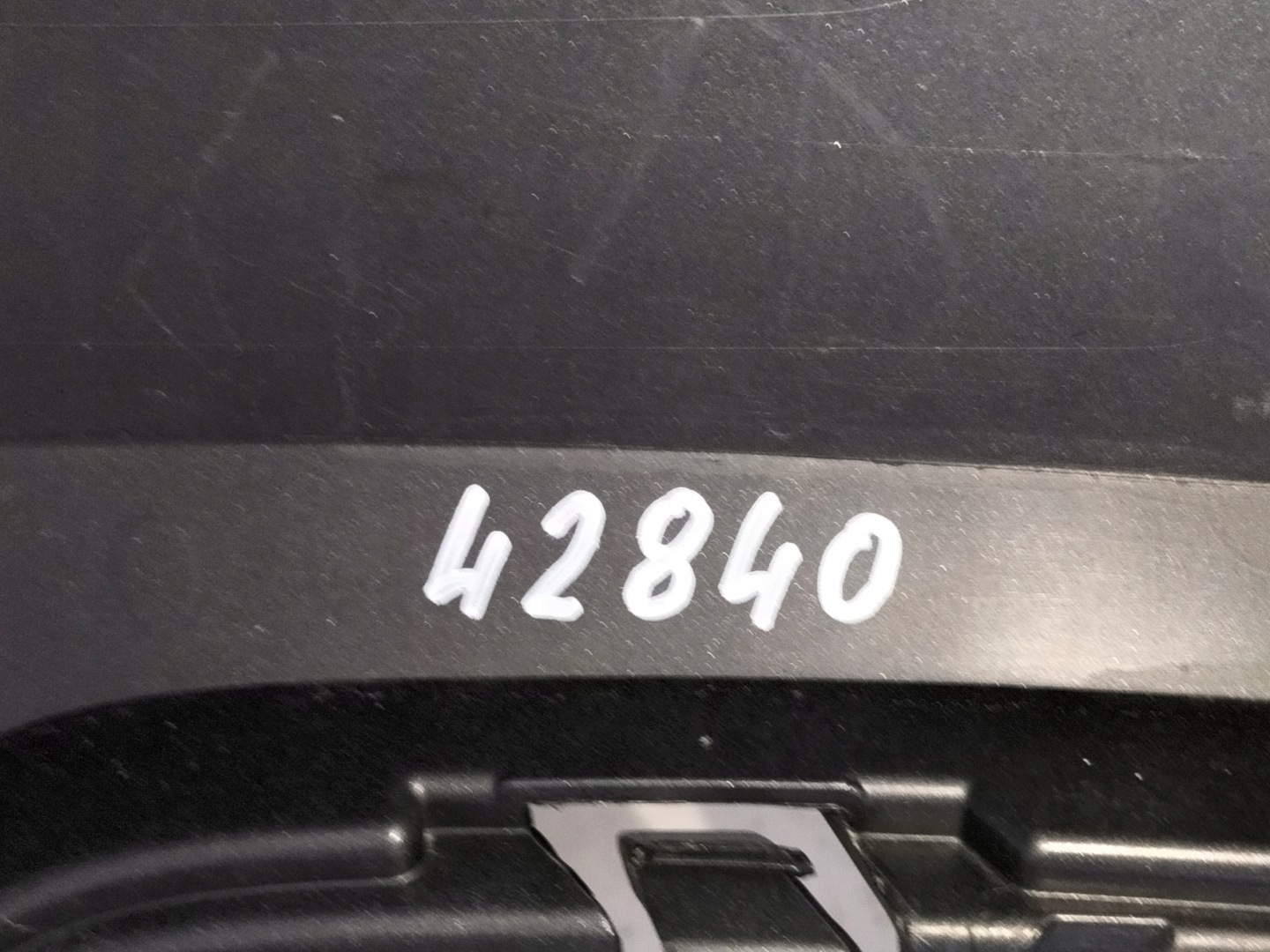 front bumper front AUDI A1 82A 18