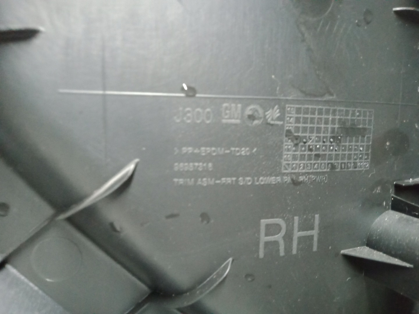 CHEVROLET CRUZE side upholstery door right front