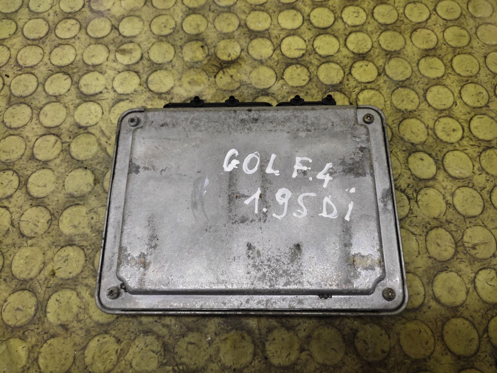 VW GOLF IV control unit of the engine 0281001759