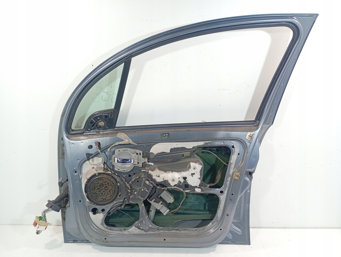 Citroen C3 and 02-08 door right front front kod lakieru EYTC