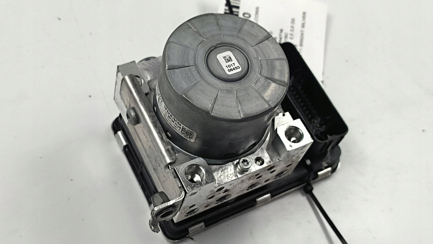pump ABS brake 32214804 2019 VOLVO V60 II
