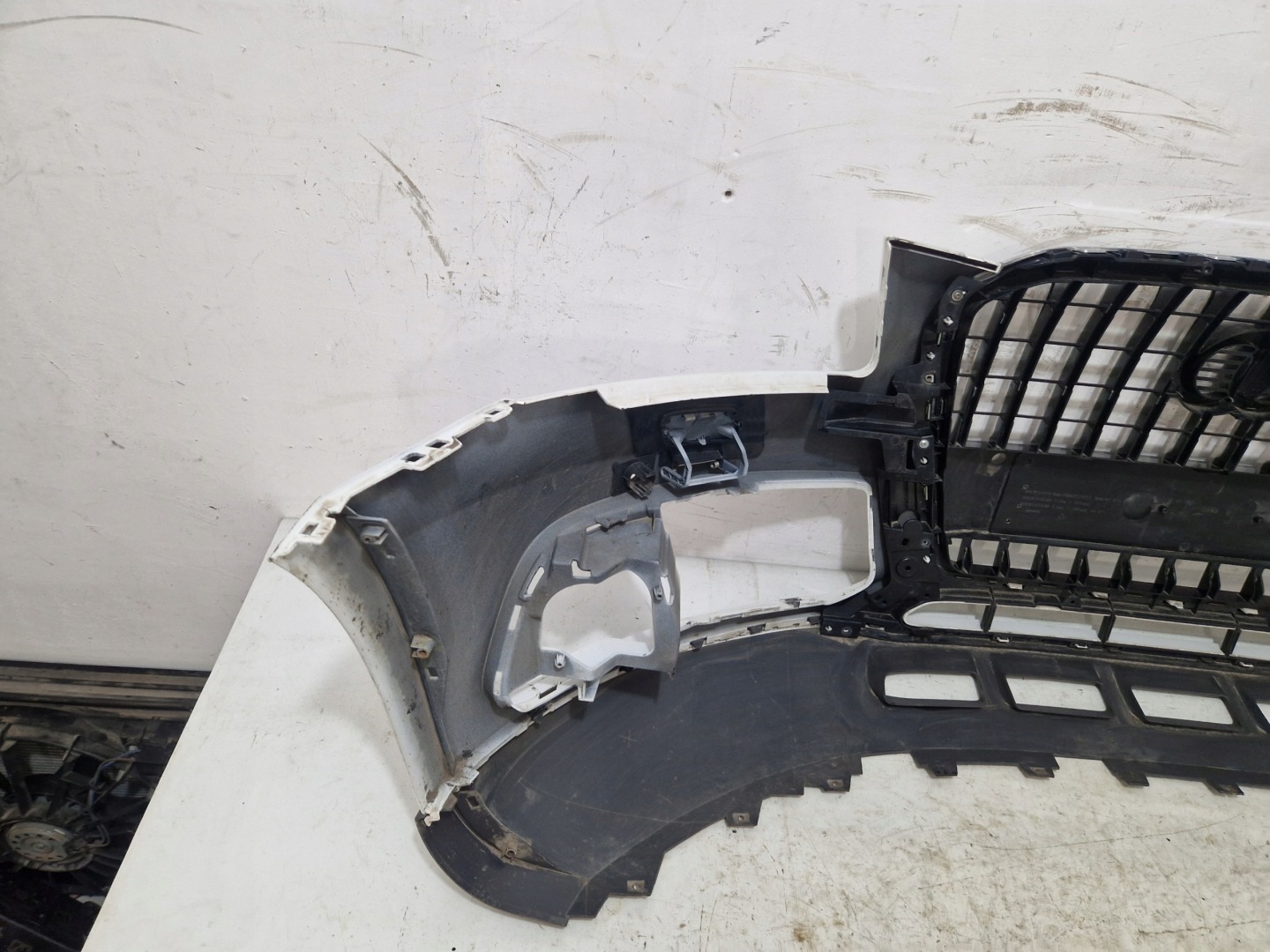 AUDI Q5 LIFT 2012- bumper front front ZWYKLY 8R0807437M