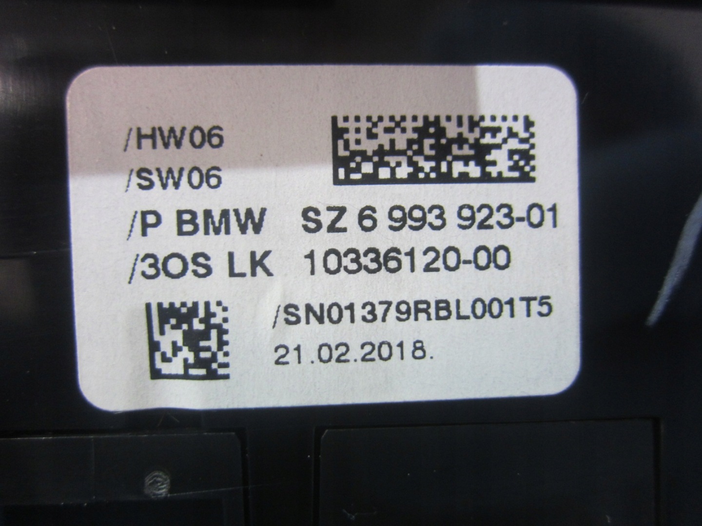 BMW X3 G01 G30 PANEL Console Moyen Bouton PDC 6823998 61316993923