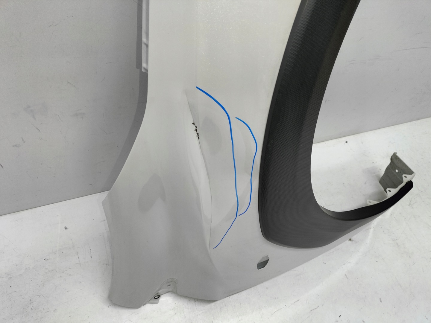 fender front front right SUBARU XV CROSSTREK 17
