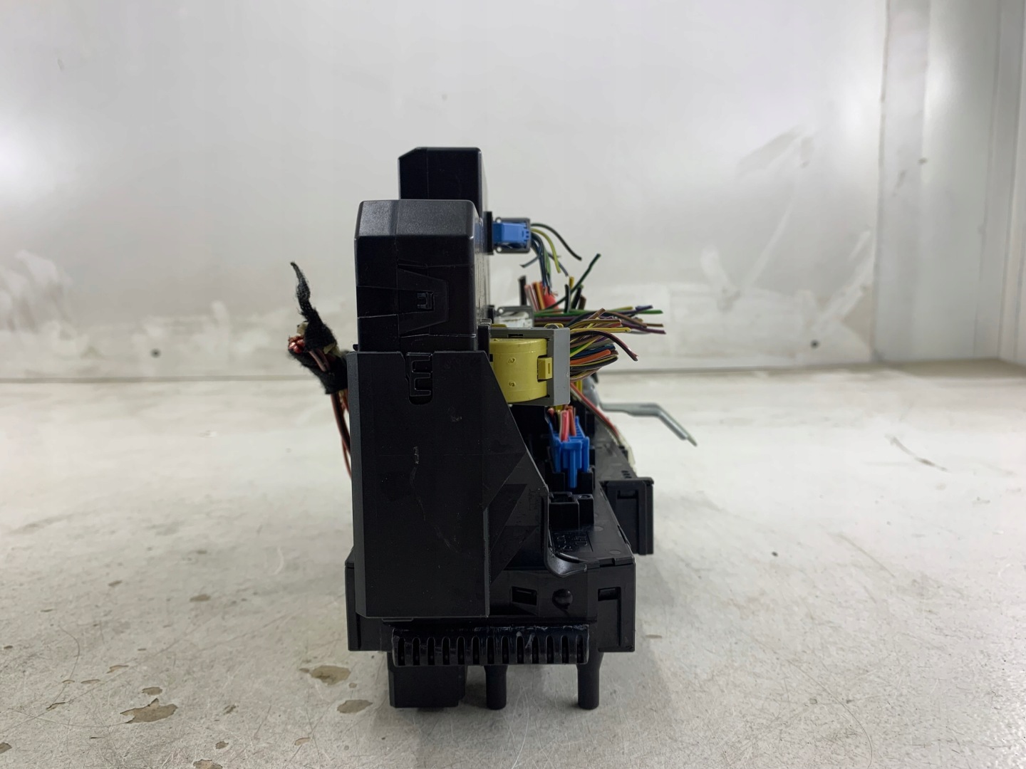 MERCEDES W212 module SAM BSI fuse box 2129004001