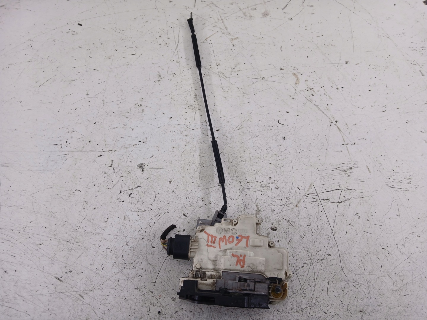 SEAT LEON II lock door left front