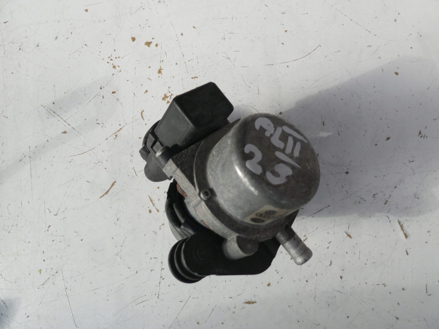 DODATNA SERVO BUBANJ VW SEAT AUDI 1J0612181B
