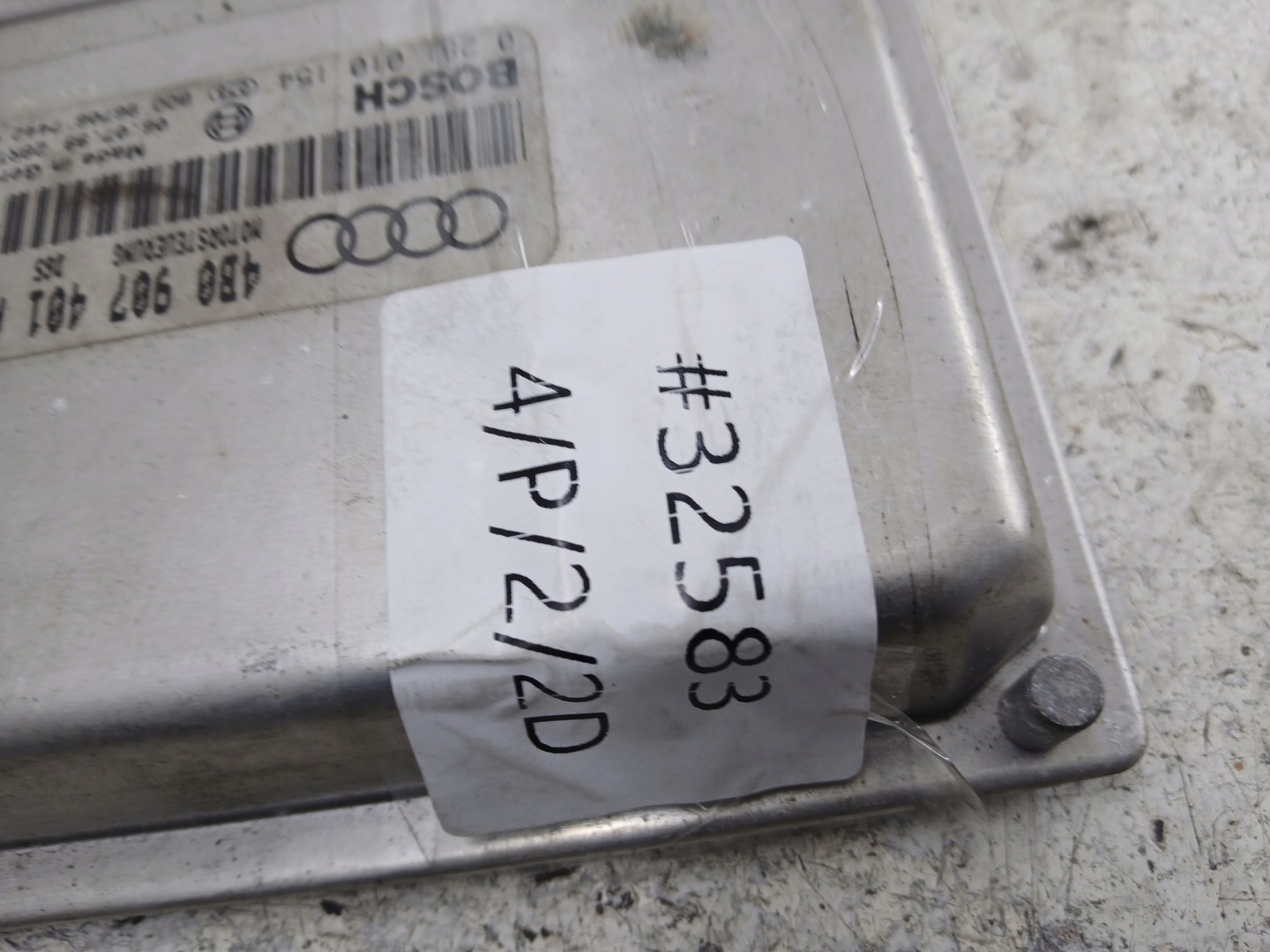 AUDI A6 C5 2.5 TDI control unit of the engine 4B0907401AA