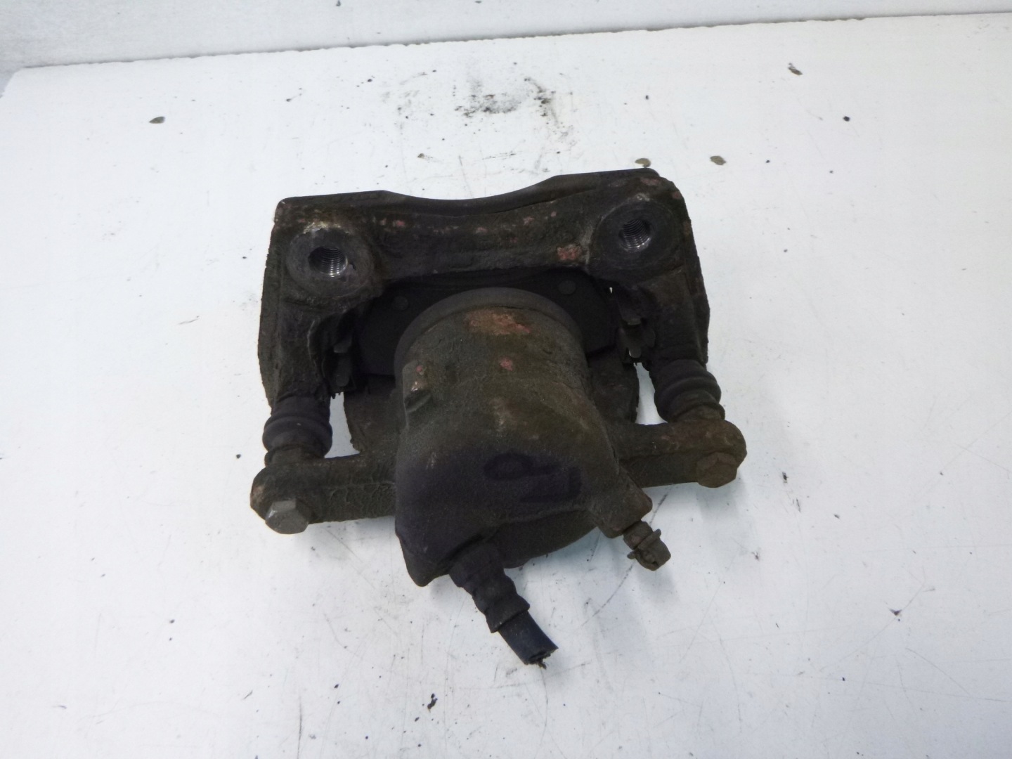 caliper brake front Renault Modus 1.2 2004