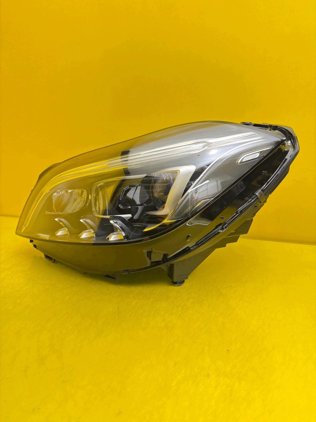 light left front Mercedes-Benz CLS W218 Lift Multibeam A2189067101
