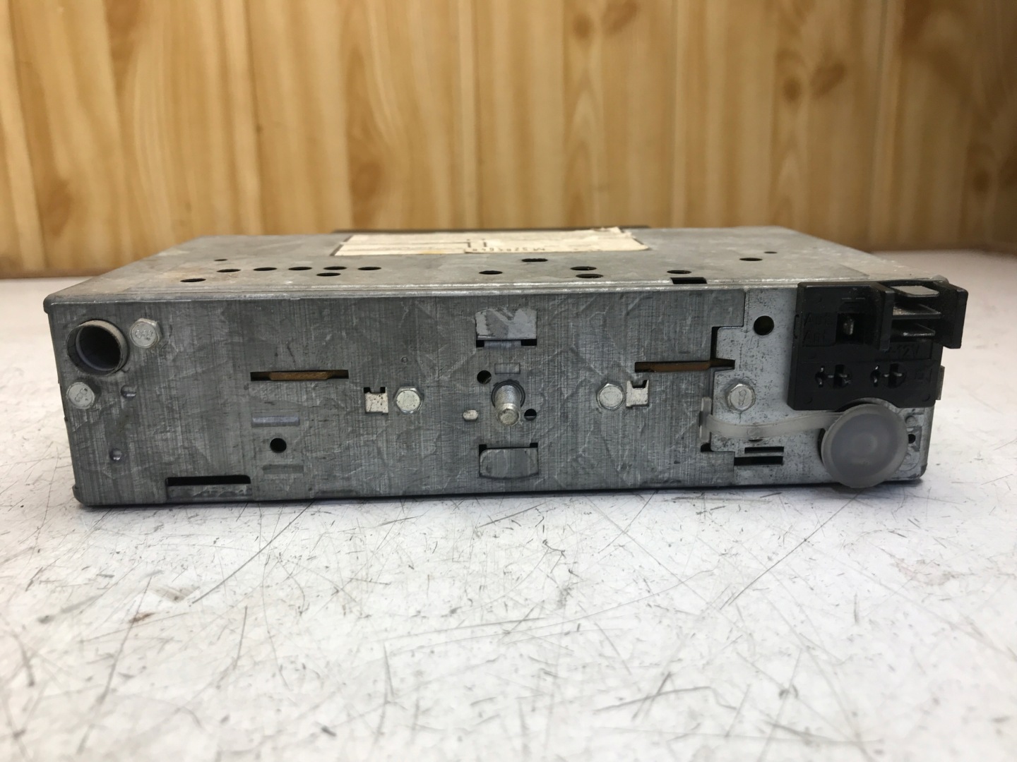 RADIO SAMOCHODOWE OPEL 8631120490