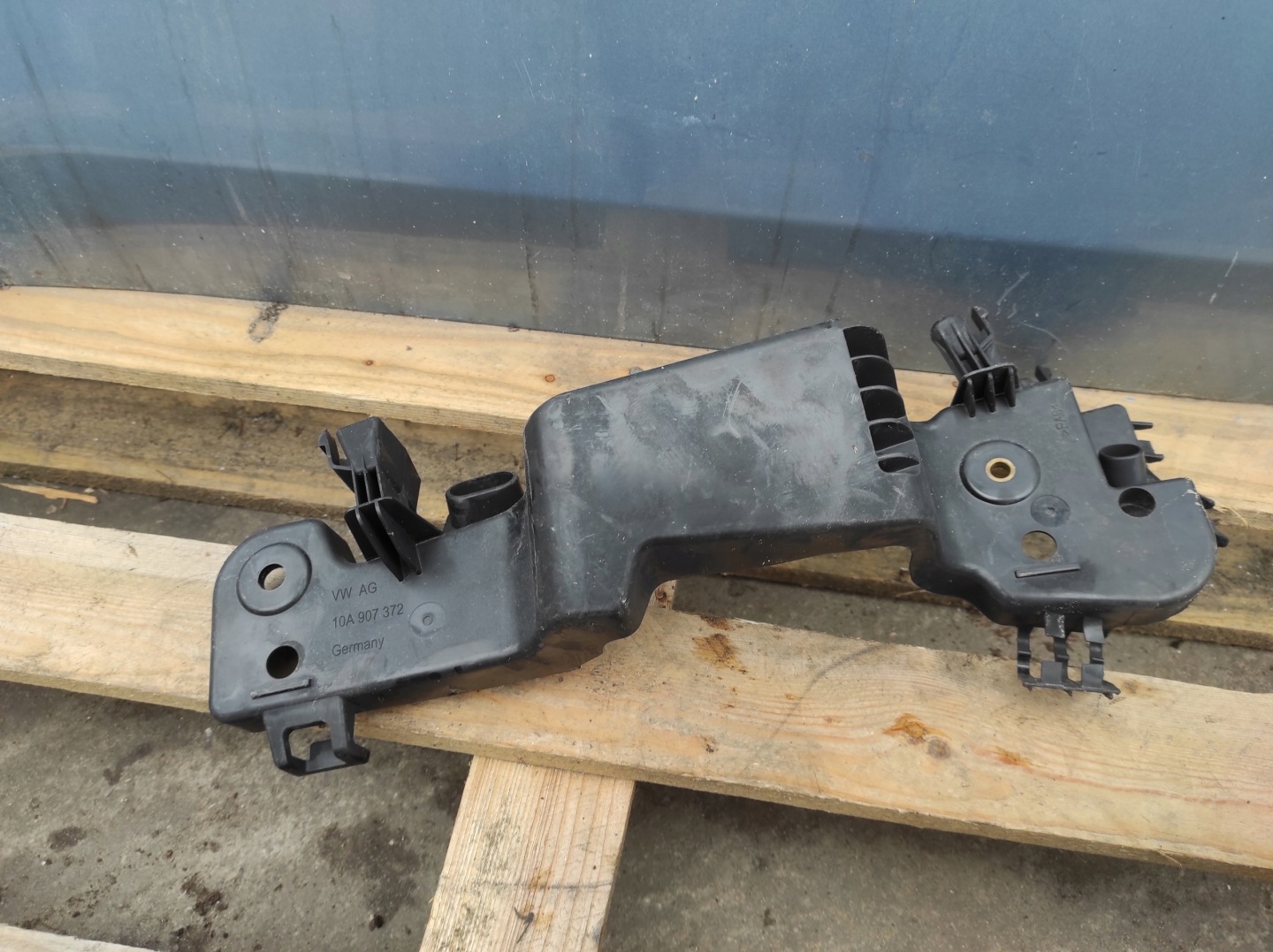 console holder bracket GNIAZDA VOLKSWAGEN SEAT 10A907372
