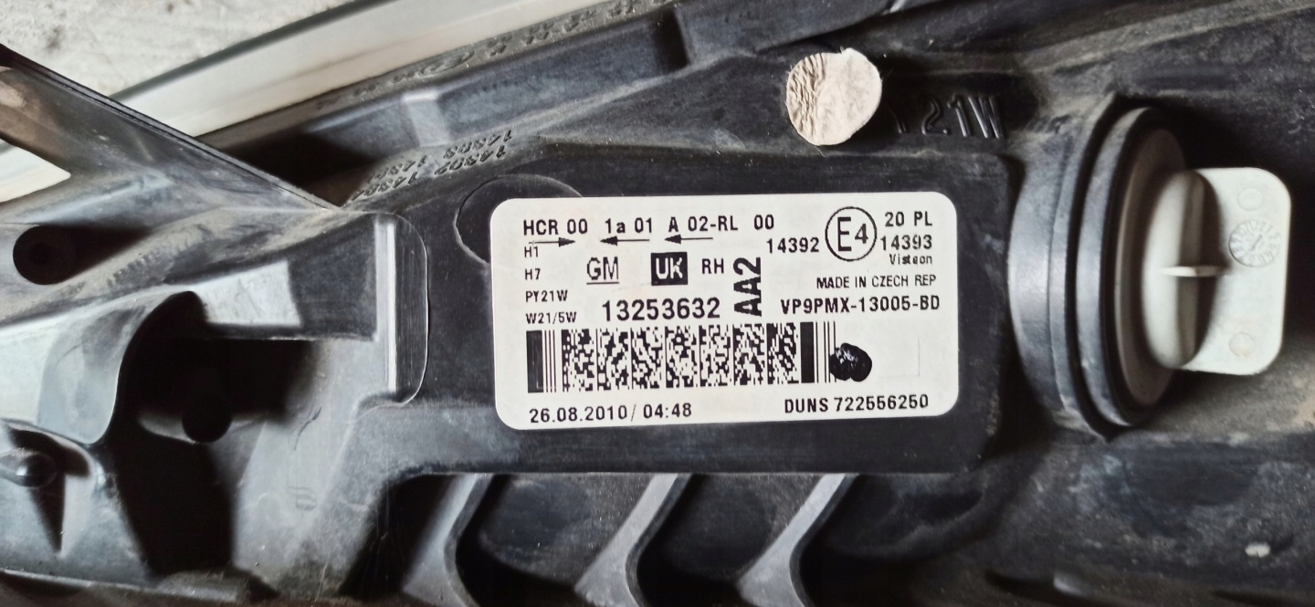 OPEL MERIVA B light right front UK 13253632