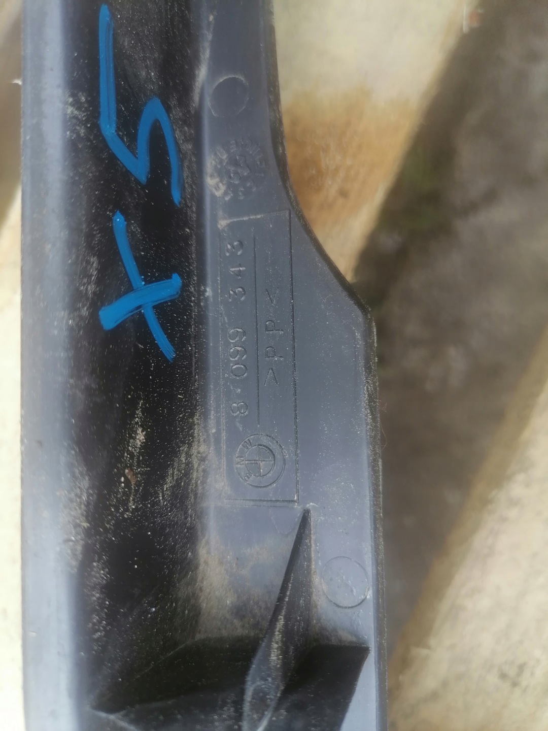 Blende Abdeckung szyny SITZ BMW E53 X5 E83 X3 8099343