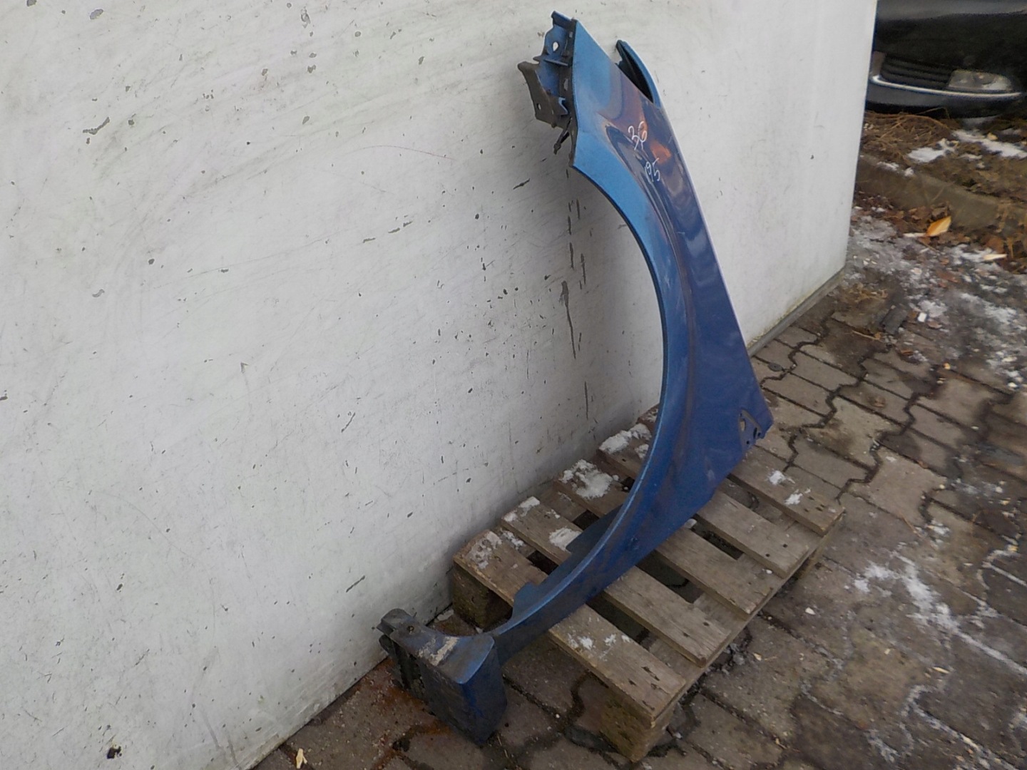 36 RENAULT CLIO III fender left front front 195