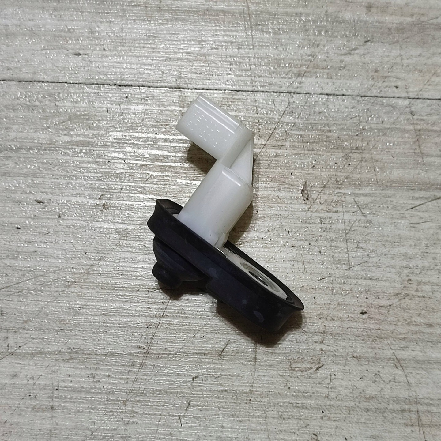 Sensor otwarcia Tür Suzuki Vitara (LY) D000