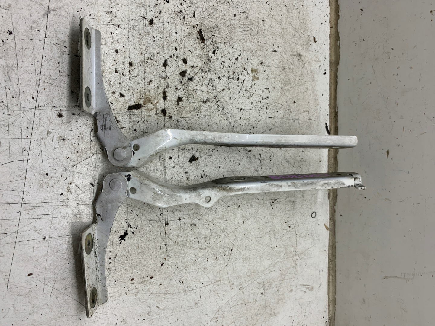 bonnet hinges left right 9680631480 CITROEN BERLINGO II EWP